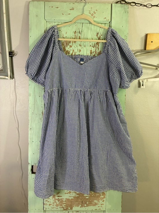 Old Navy Dresses & Skirts - Old Navy Blue Gingham Midi Dress with Puff Sleeves